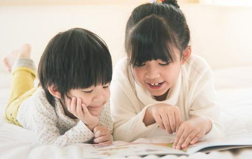 培养孩子发展良好的阅读习惯 爸妈们不要吝啬你们的时间-六美集