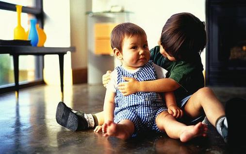 再孕后如何与大孩子沟通？-六美集