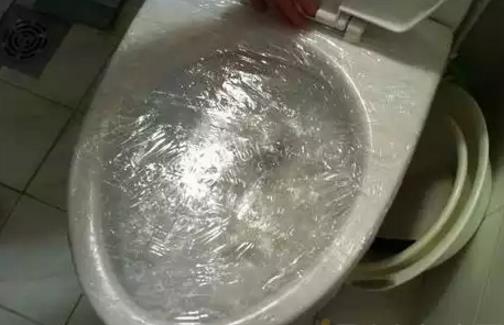 家里的马桶经常堵怎么办 家用马桶疏通有妙招-六美集