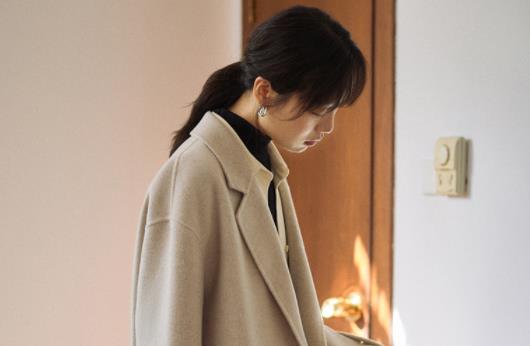 双面呢是什么料子 双面呢含毛量多少才不会起球-六美集