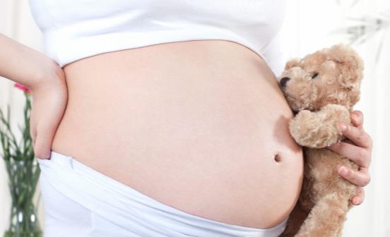 孕妇学会补钙母婴更健康 准妈妈补钙分为四个阶段-六美集