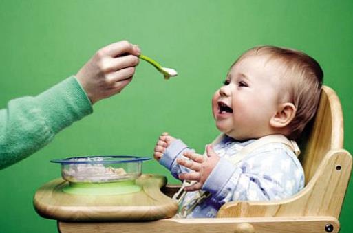 有些辅食易造成宝宝营养不良 宝宝日常辅食推荐-六美集
