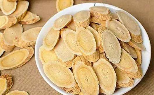 黄芪阿胶可以一起吃吗 黄芪阿胶怎么吃效果好-六美集