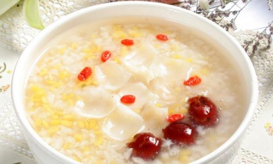 食材加在粥里能治疗隐疾 分享五款养生价值较高粥-六美集