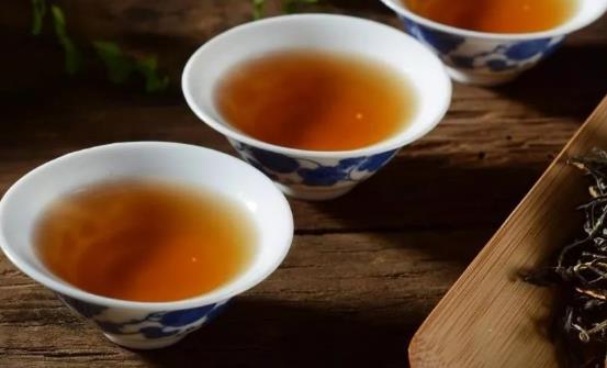 喝茶并不是越浓越好 7杯茶喝出健康-六美集