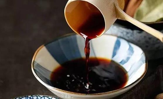 酱油的生抽和老抽的区别 挑选好酱油小妙招-六美集