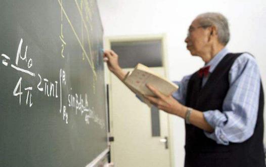 老师的教学繁重而辛劳 教师保健的五大关键点-六美集