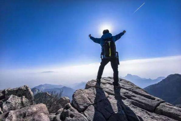 登山有风险 小心加谨慎 驴友户外登山旅游注意事项有哪些-六美集