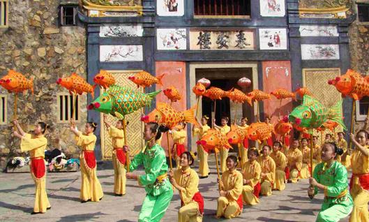 从黄土地上带来的风俗——鲤鱼灯舞-六美集