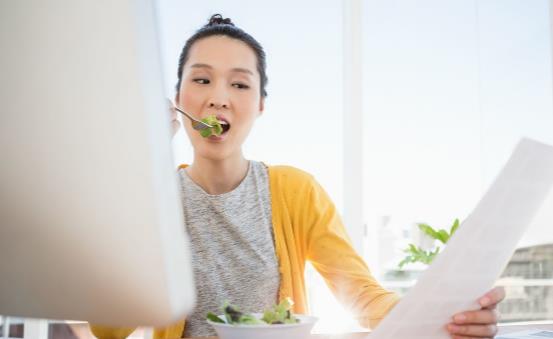肥胖危害大五大方法巧预防 预防肥胖的饮食应注意什么-六美集