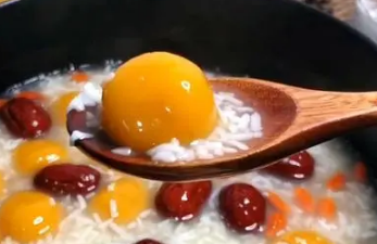 酒酿小圆子用什么勾芡（做法步骤）-六美集