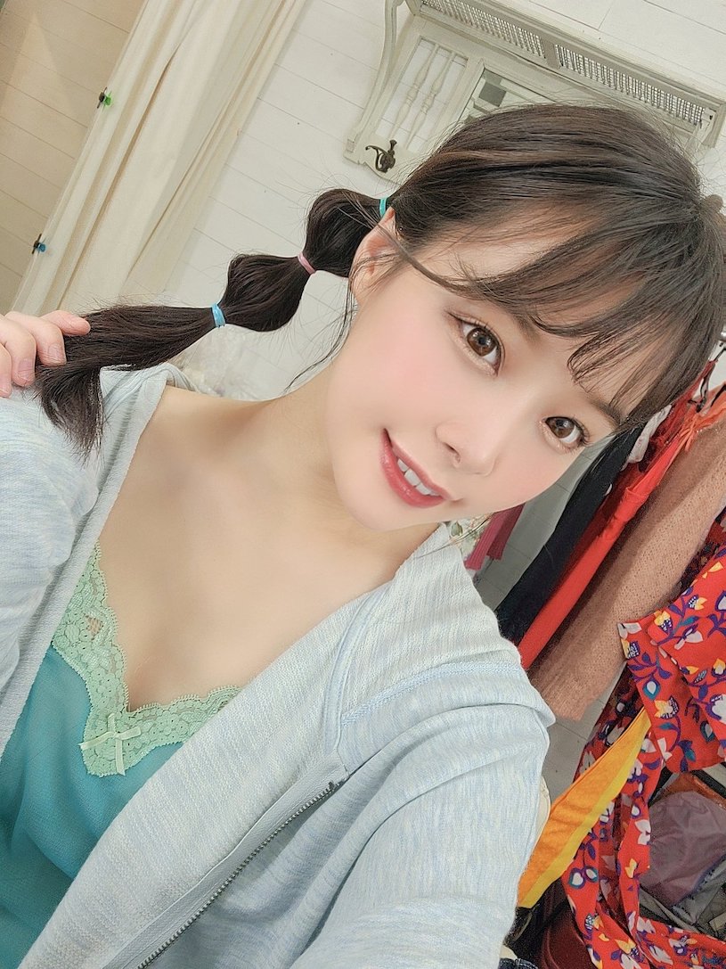 10年一见的清纯美少女「八木奈奈」最新作品推荐介绍及封面预览