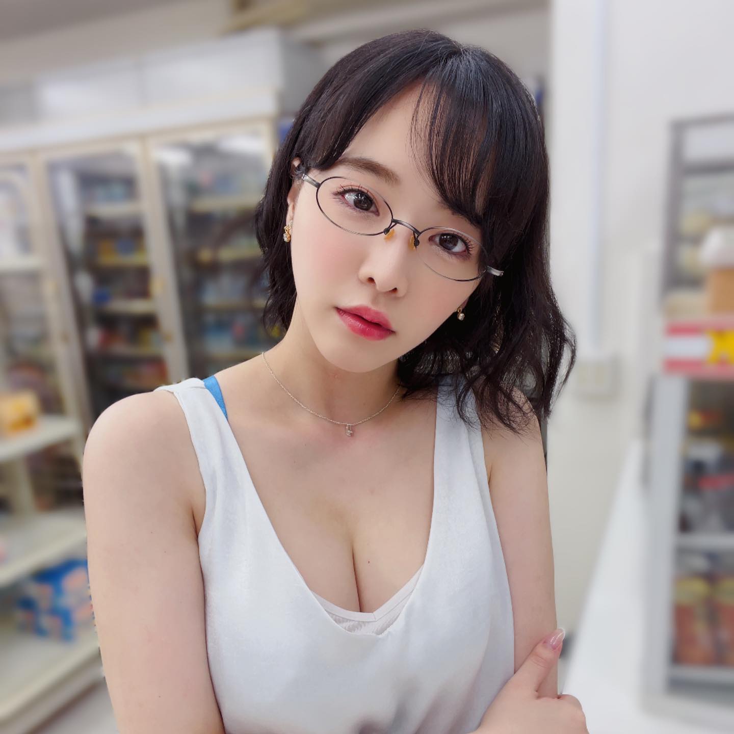 白虎女神《三宫椿》精选品番作品推荐及预览-六美集