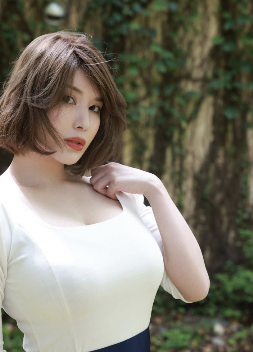 J罩杯神乳正妹《凪光》精选品番作品推荐介绍及预览-六美集
